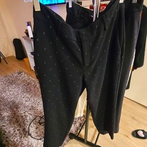 Cropped black pants